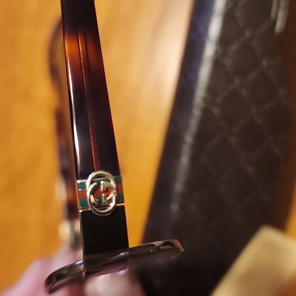 EUC Gucci frames - Picture 2 of 6